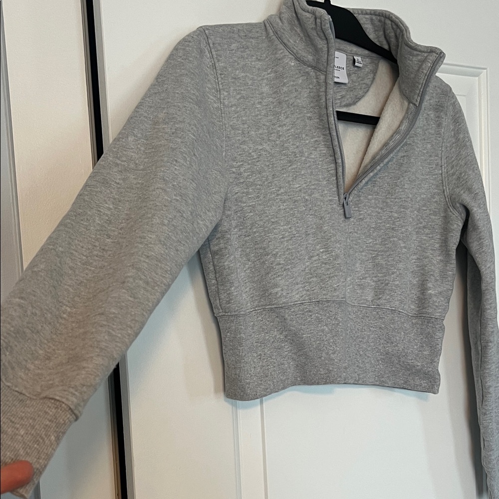 Aritzia sweat fleece snug fit  Quarter-Zip Pullover - Picture 4 of 4